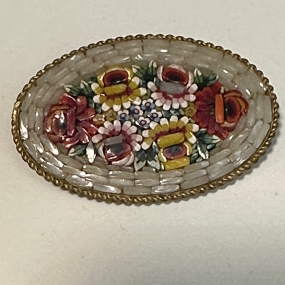 Vintage Italian Micro Mosaic Floral Oval Brooch - Picture 3 of 7